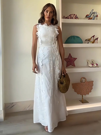 Éliora – Floral Lace Maxi Dress with Tie Straps