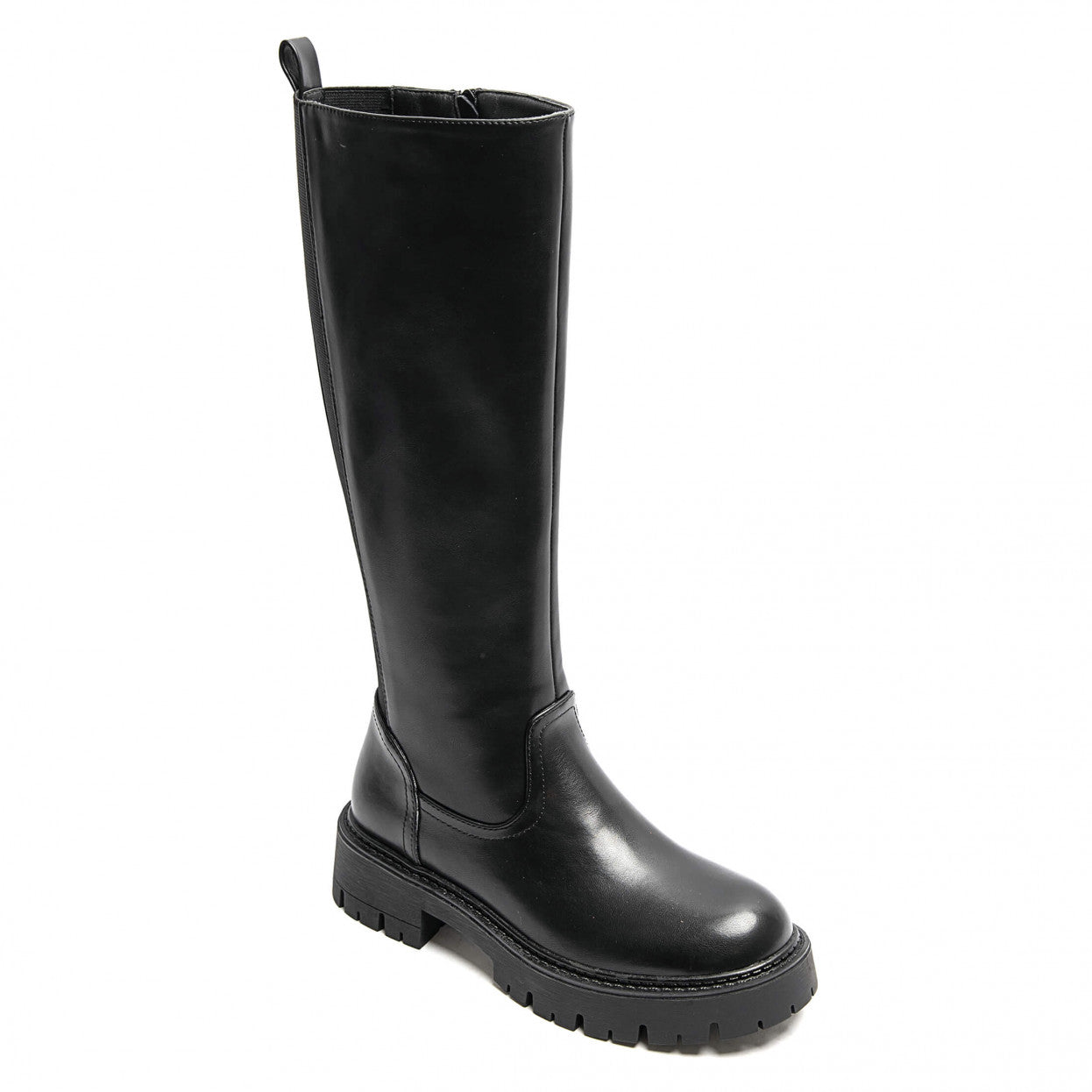 5825™ – Classic Black Boots