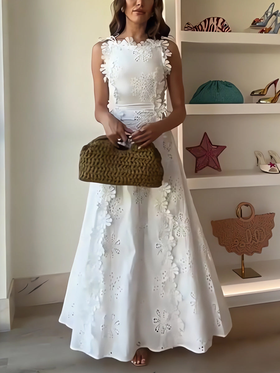 Éliora – Floral Lace Maxi Dress with Tie Straps