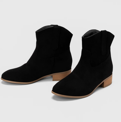 DAKOTA™ – Suede Western Boots with Timeless Look