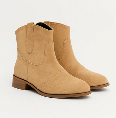 DAKOTA™ – Suede Western Boots with Timeless Look