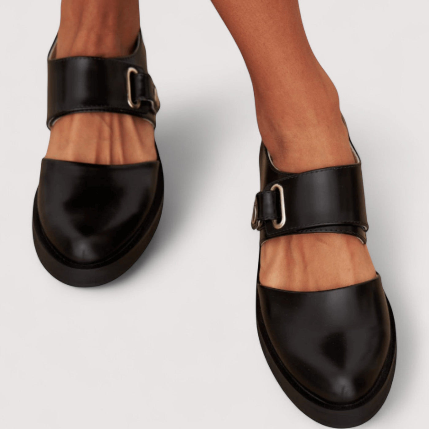 Sofia - Timeless Elegant Sandals