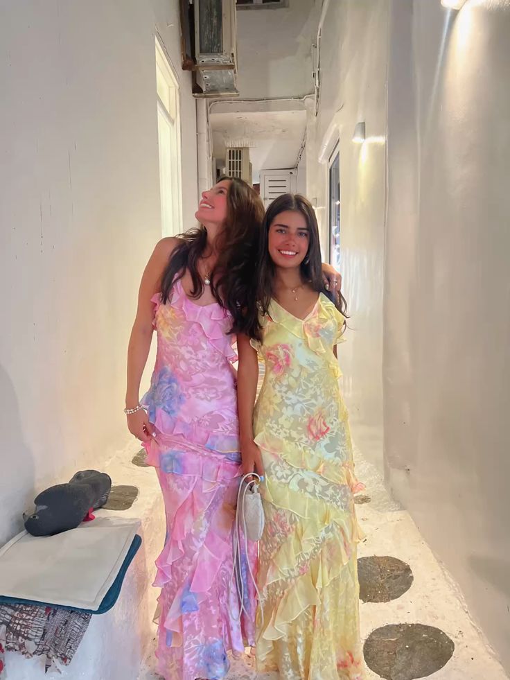 Cassidy | Charming Ruffle Dress